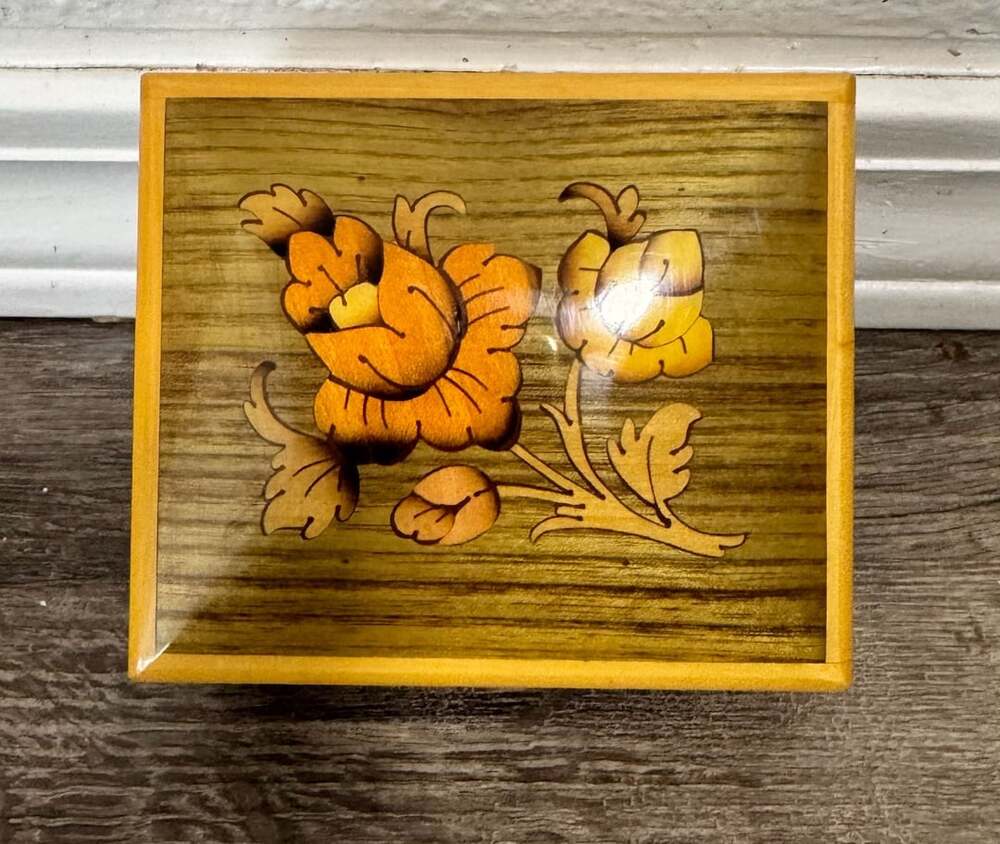 Working Reuge Music Box Doctor Zhivago Lara's Theme Wood Inlay Floral